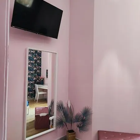アパート Alexas House La Tua Casa In バーリ