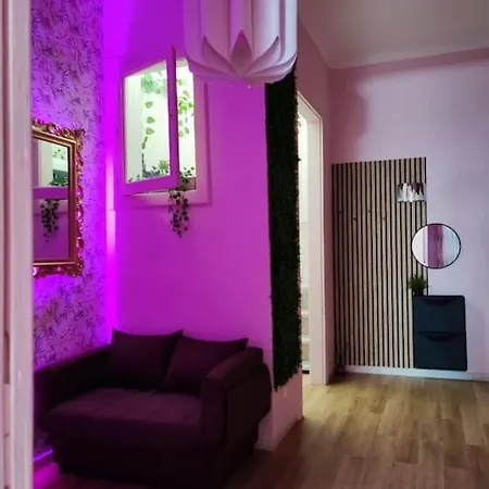 Alexas House La Tua Casa In アパート *