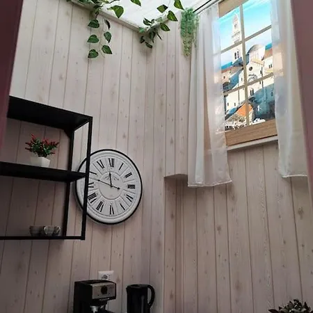 Alexas House La Tua Casa In アパート *